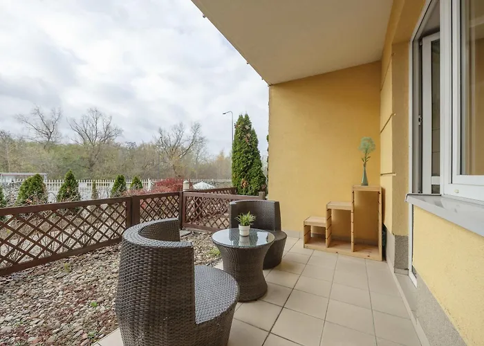 Lägenhet Near Oncology Center, Novum, Ursynow Arena & Kabaty Forest By Renters