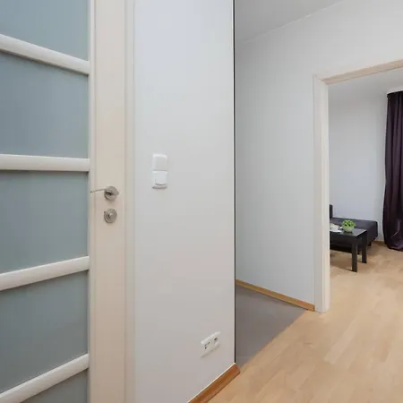 公寓 Near Oncology Center, Novum, Ursynow Arena & Kabaty Forest By Renters 华沙