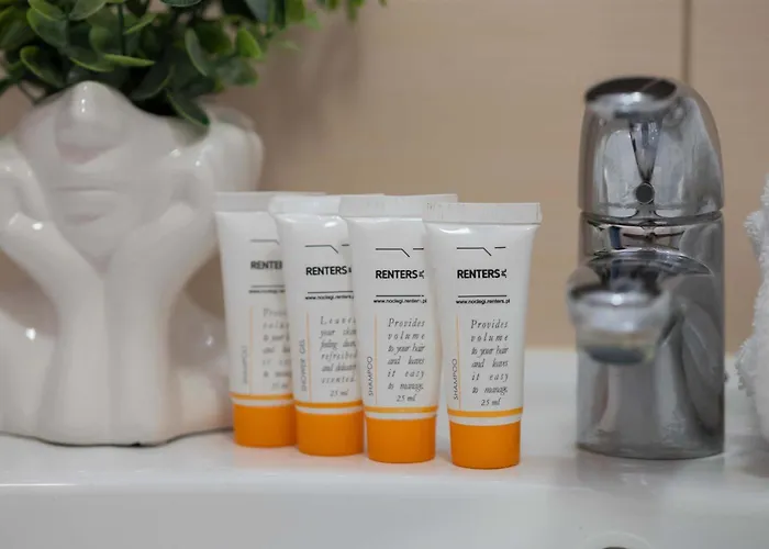 Near Oncology Center, Novum, Ursynow Arena & Kabaty Forest By Renters Apartment