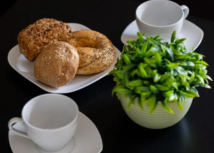 Near Oncology Center, Novum, Ursynow Arena & Kabaty Forest By Renters Apartment